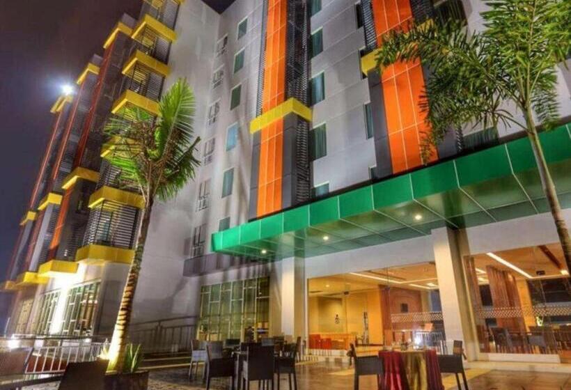 ホテル Dalton Makassar