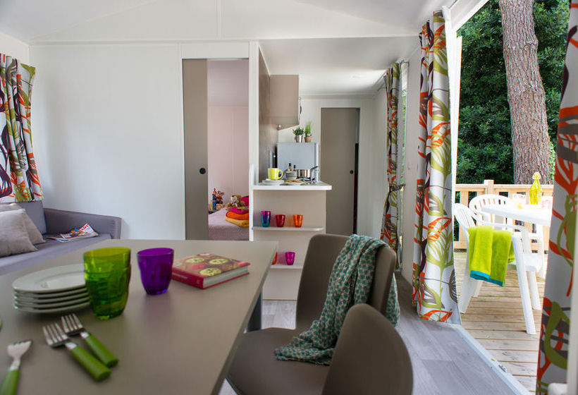 ホテル Camping Officiel Siblu Domaine De Litteau