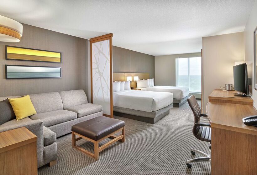 هتل Doubletree By Hilton Edmonton Downtown