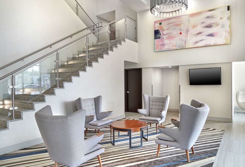 هتل Doubletree By Hilton Edmonton Downtown