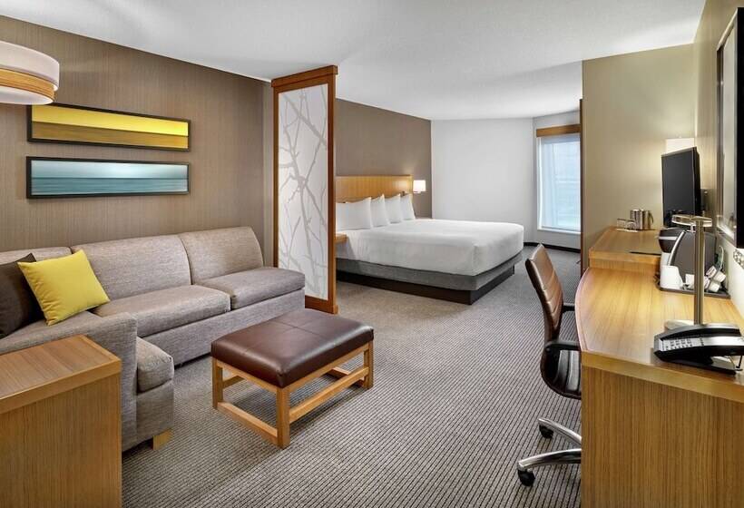 Отель Doubletree By Hilton Edmonton Downtown