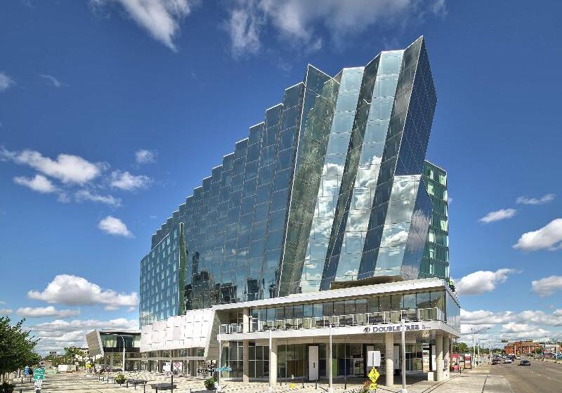 هتل Doubletree By Hilton Edmonton Downtown