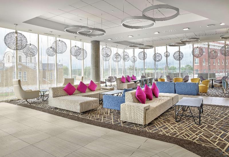 هتل Doubletree By Hilton Edmonton Downtown