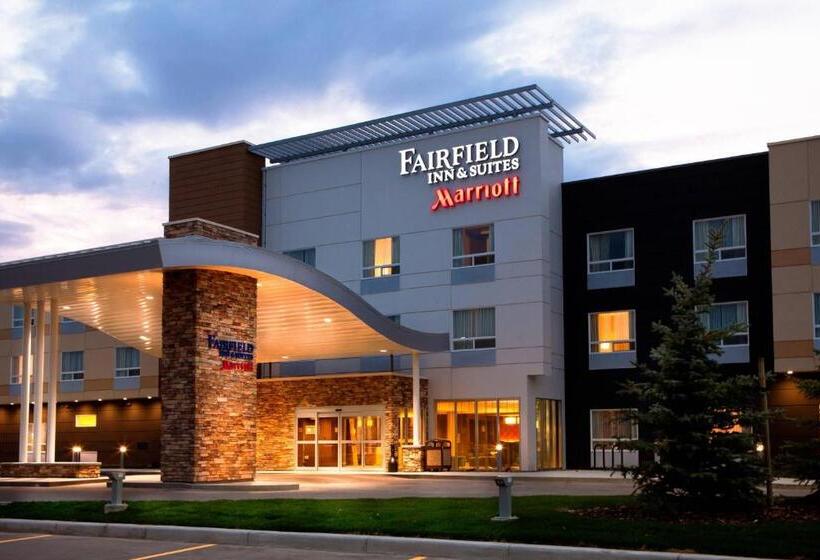 בית מלון כפרי Fairfield Inn & Suites By Marriott Lethbridge