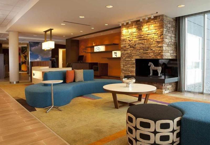 בית מלון כפרי Fairfield Inn & Suites By Marriott Lethbridge