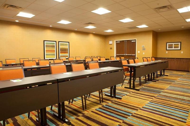 فندق Fairfield Inn & Suites By Marriott Lethbridge