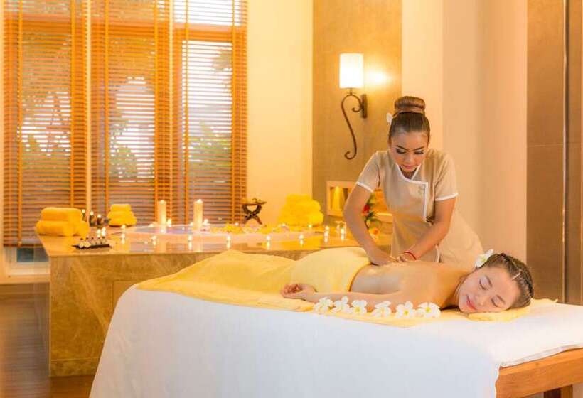 ホテル Garden City