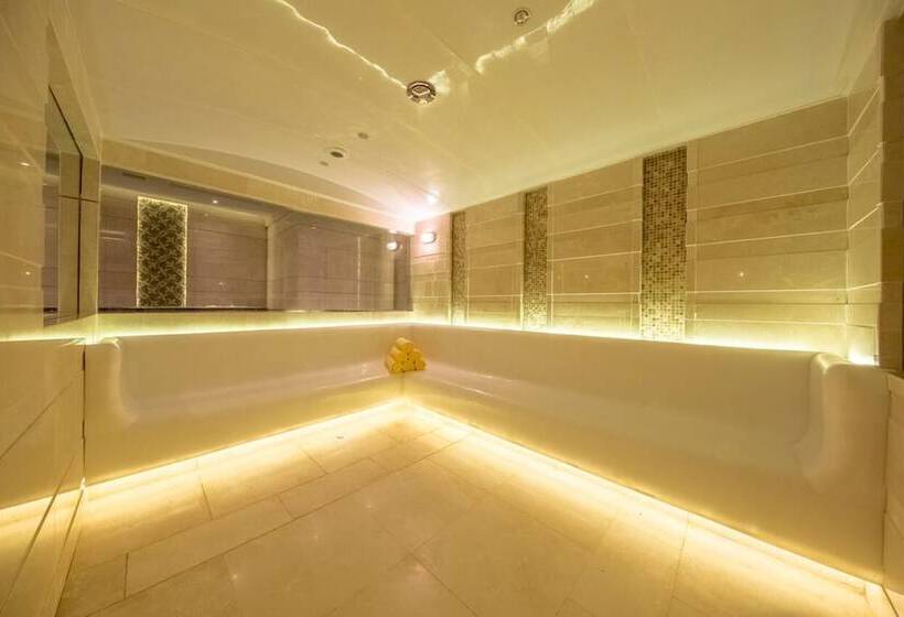 ホテル Garden City