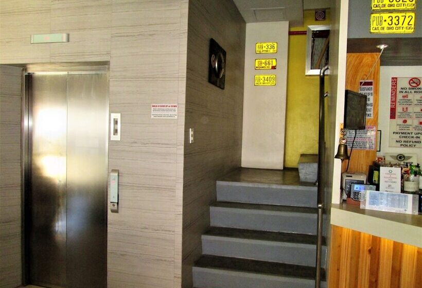 בית מלון כפרי Ggalyx Inn