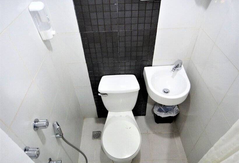 בית מלון כפרי Ggalyx Inn