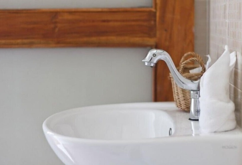 Отель Gin's Maekhong View Resort & Spa