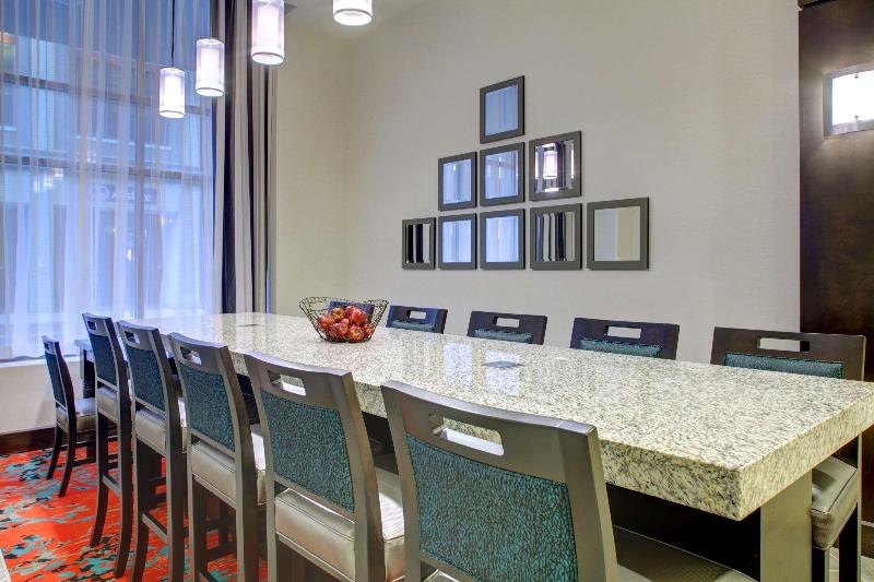 فندق Hampton Inn & Suites Roanokedowntown