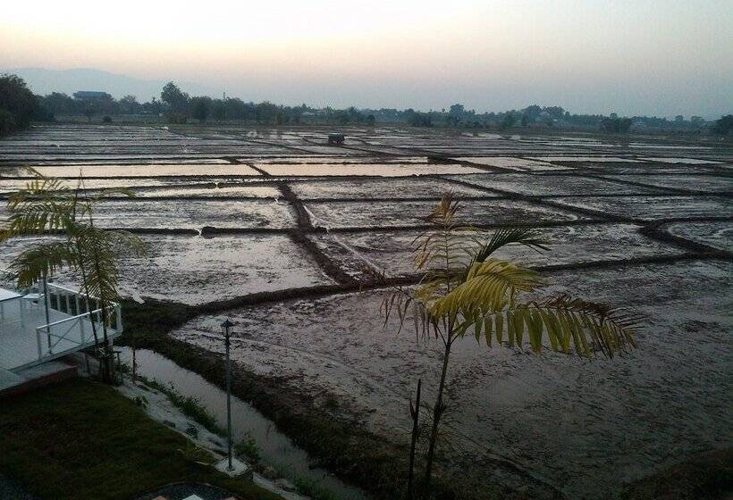 ホテル Him Doi House