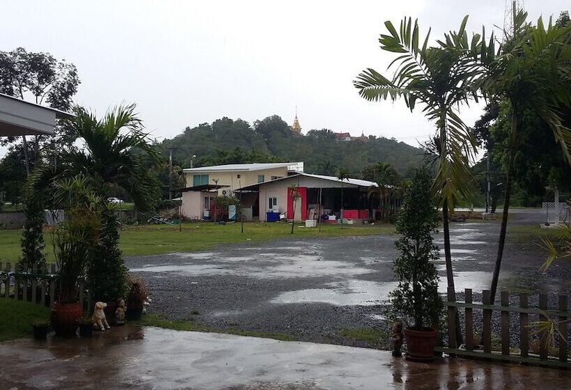 ホテル Him Doi House