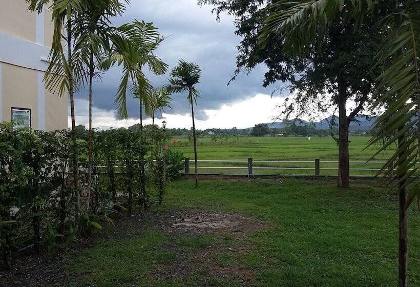 ホテル Him Doi House