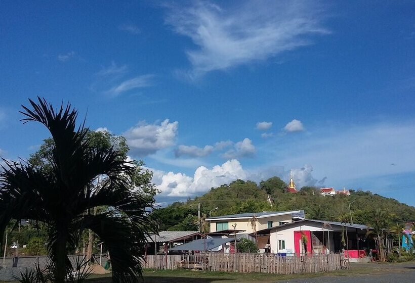 ホテル Him Doi House