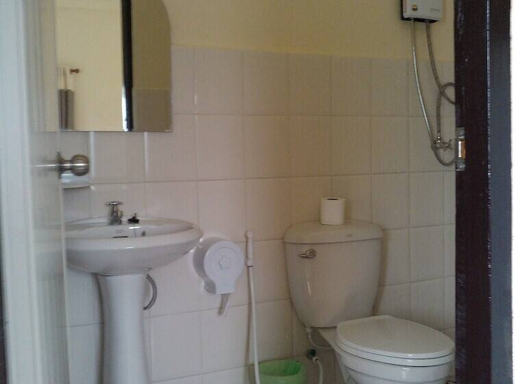 ホテル Him Doi House