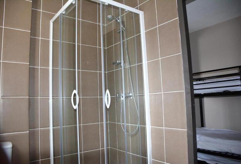 בית מלון כפרי Hôtel Le Floreal