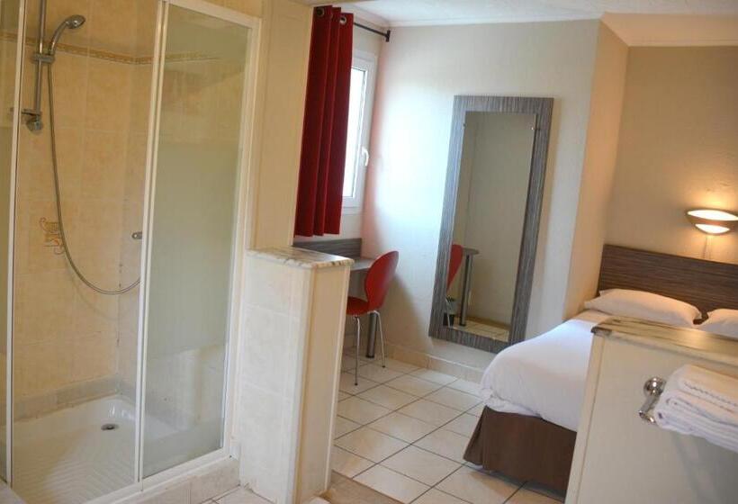 בית מלון כפרי Hôtel Le Floreal