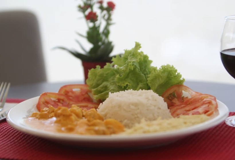 호텔 Ibis Montes Claros Shopping