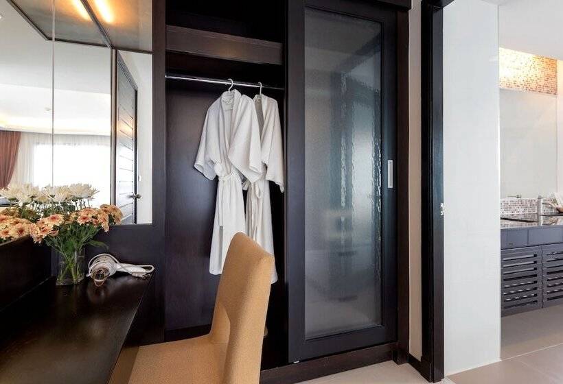 호텔 Kamala Regent Phuket Serviced Apartment