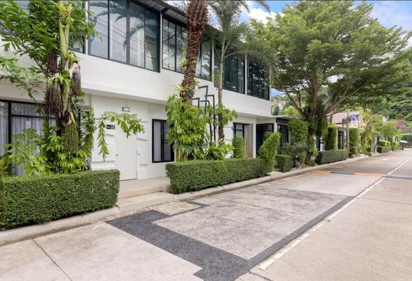 호텔 Kamala Regent Phuket Serviced Apartment