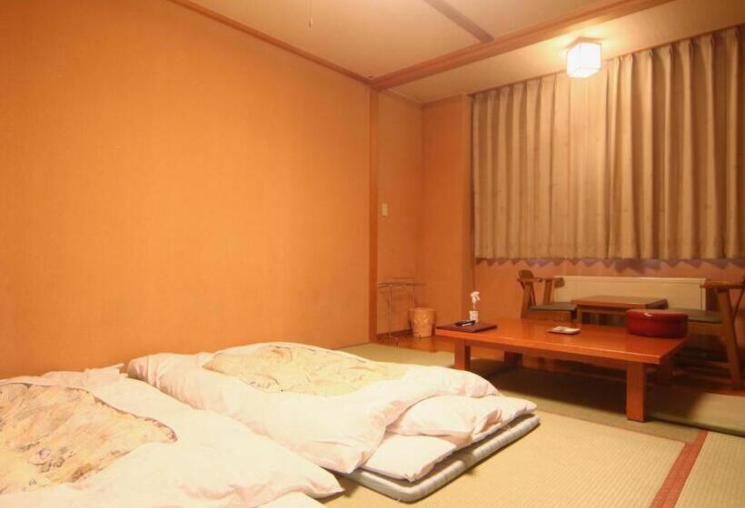 בית מלון כפרי Kamihoroso