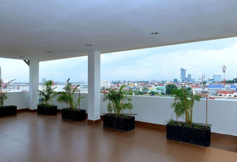 בית מלון כפרי Kimseng Thai