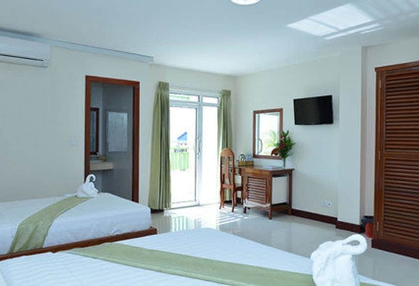 בית מלון כפרי Kimseng Thai