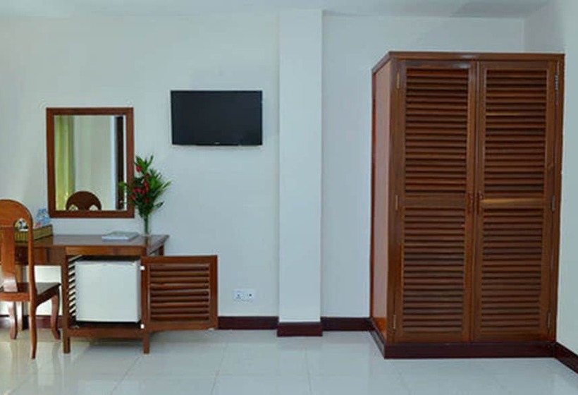 בית מלון כפרי Kimseng Thai