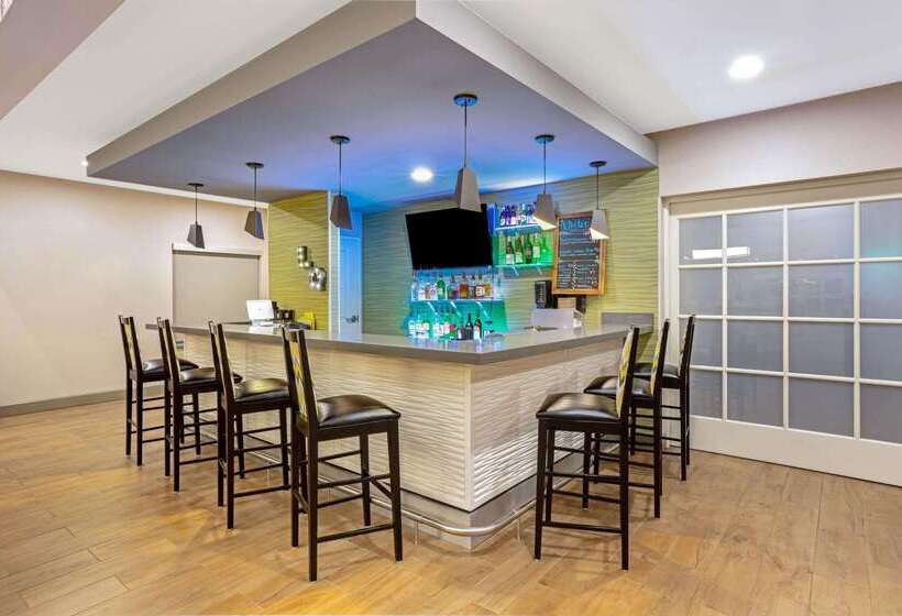 فندق La Quinta By Wyndham Tumwater   Olympia