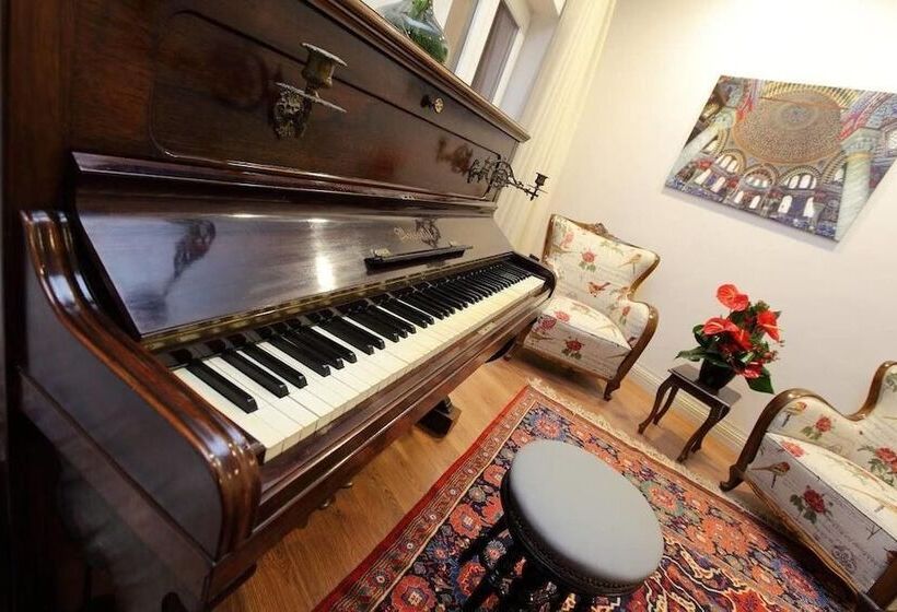 هتل Lir Residence Suites Long Stay