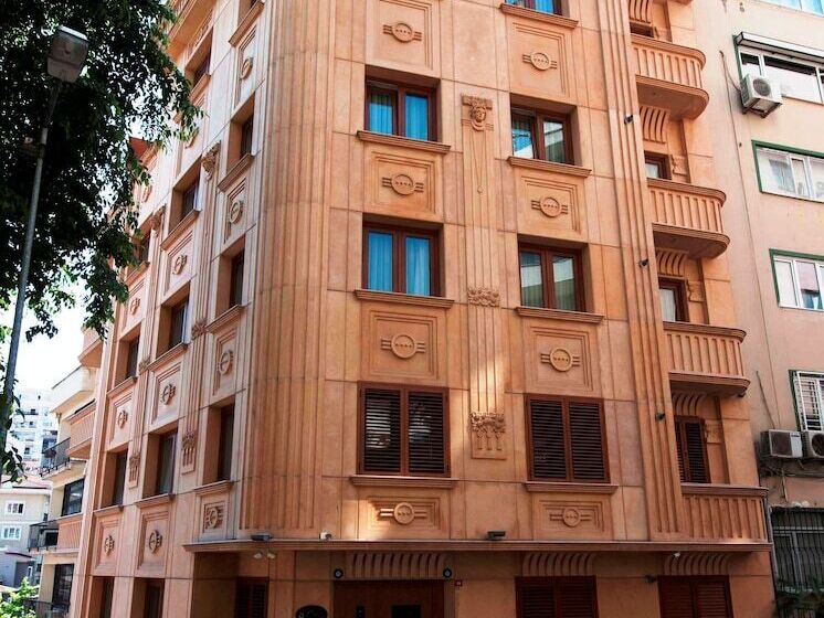 هتل Lir Residence Suites Long Stay