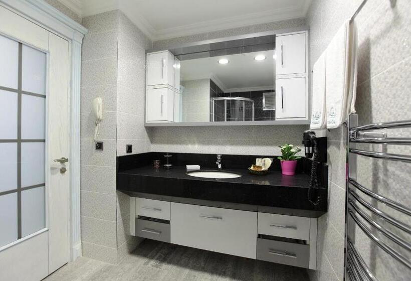 هتل Lir Residence Suites Long Stay