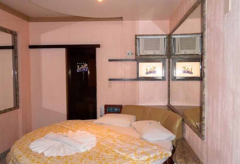 Отель Love Story