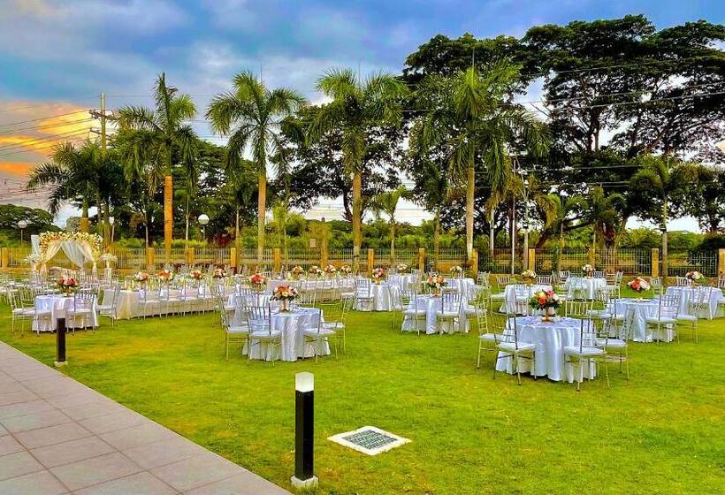 فندق Luisita Central Park