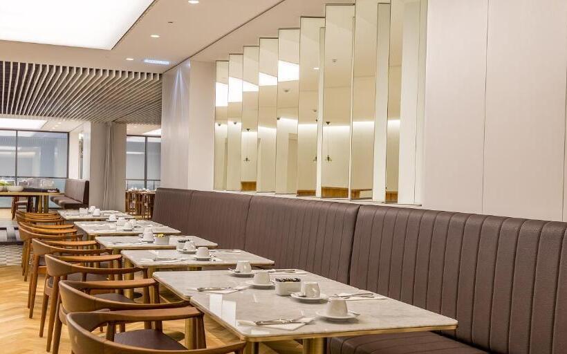 هتل Lux Lisboa Park