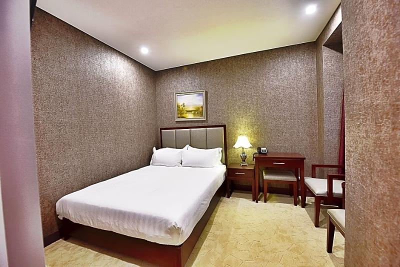 هتل Megaboom City