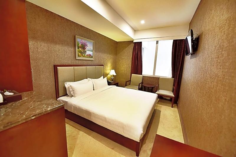 هتل Megaboom City