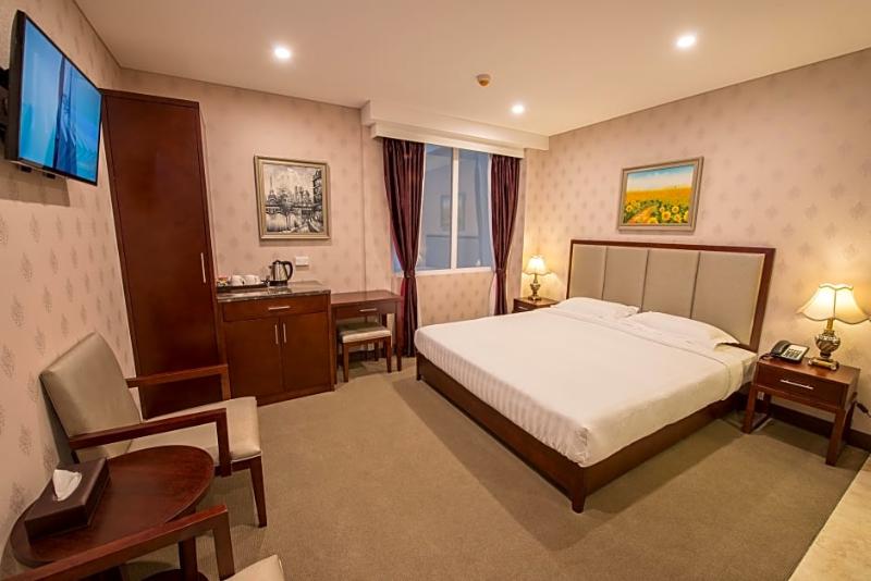 هتل Megaboom City