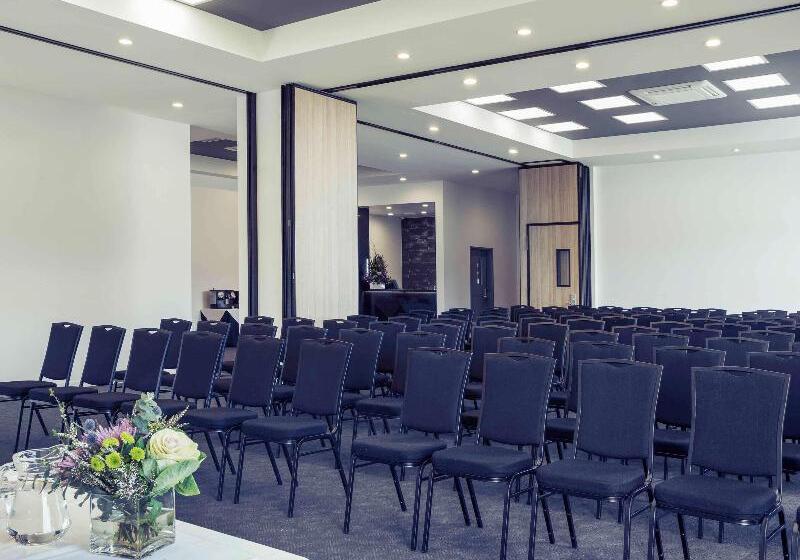 هتل Mercure Newcastle Airport