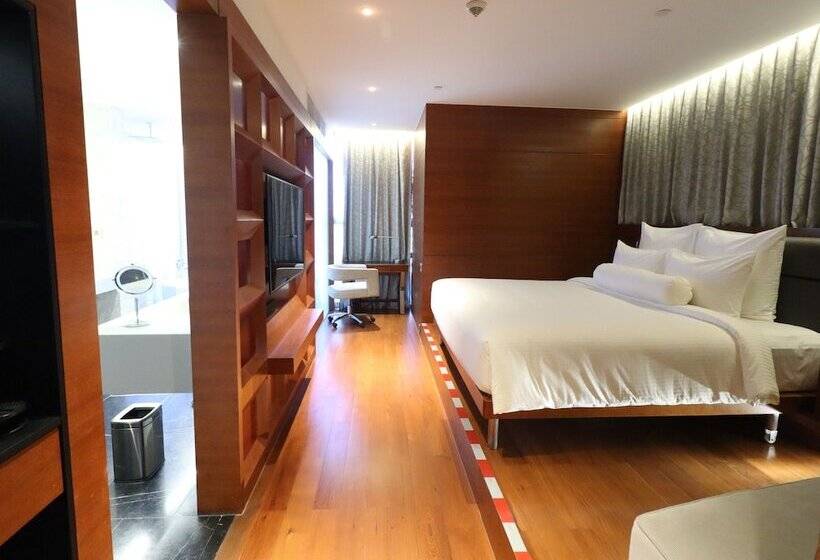 هتل Mingalar Mandalay