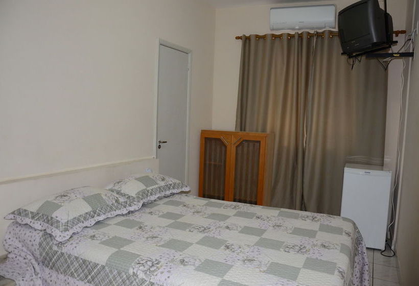 בית מלון כפרי Miron