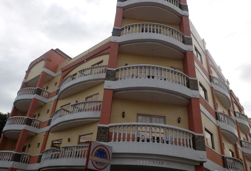 Pacific Breeze Hotel And Resort