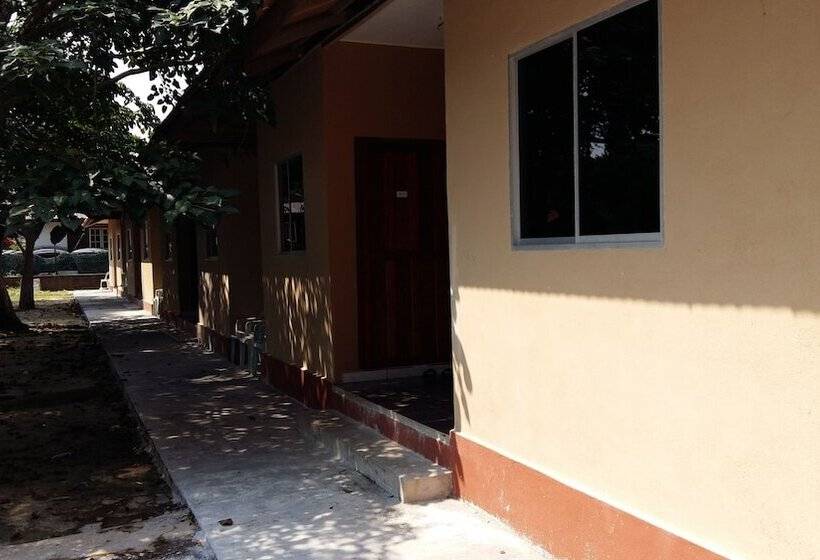 Hotel Pangkor Waterfall Beach Resort