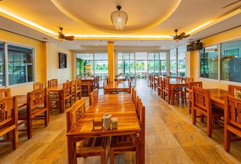 בית מלון כפרי Pasathai Resort
