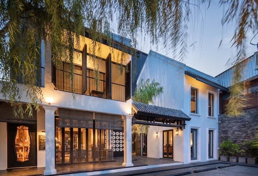 فندق Ping Silhouette