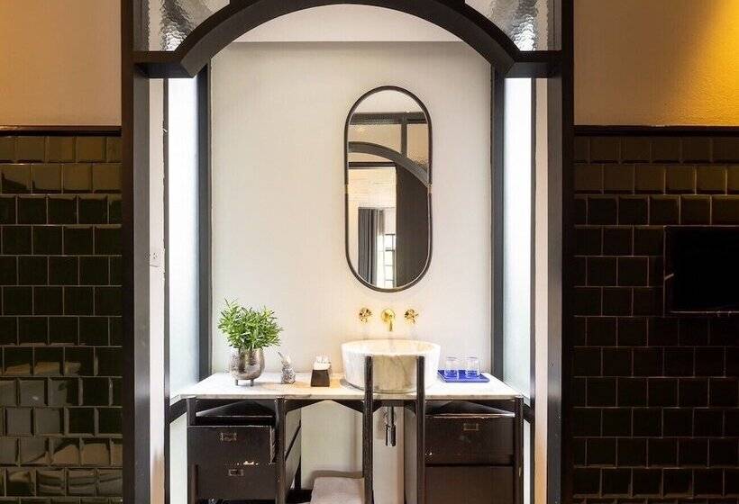 فندق Ping Silhouette