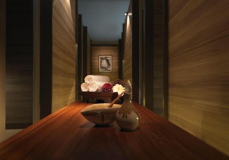 בית מלון כפרי Plaza Premium Lounge Klia   Wellness Spa