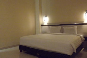 هتل Puri Indah & Convention